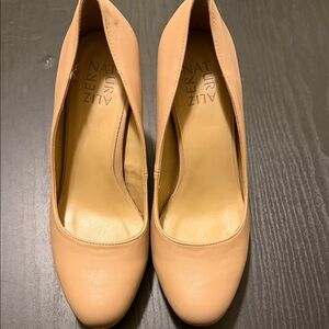 Naturalizer Women's Nude Heels